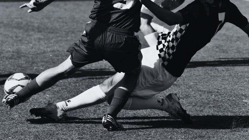 Mejora la toma de decisiones en situaciones deportivas de alta presión.