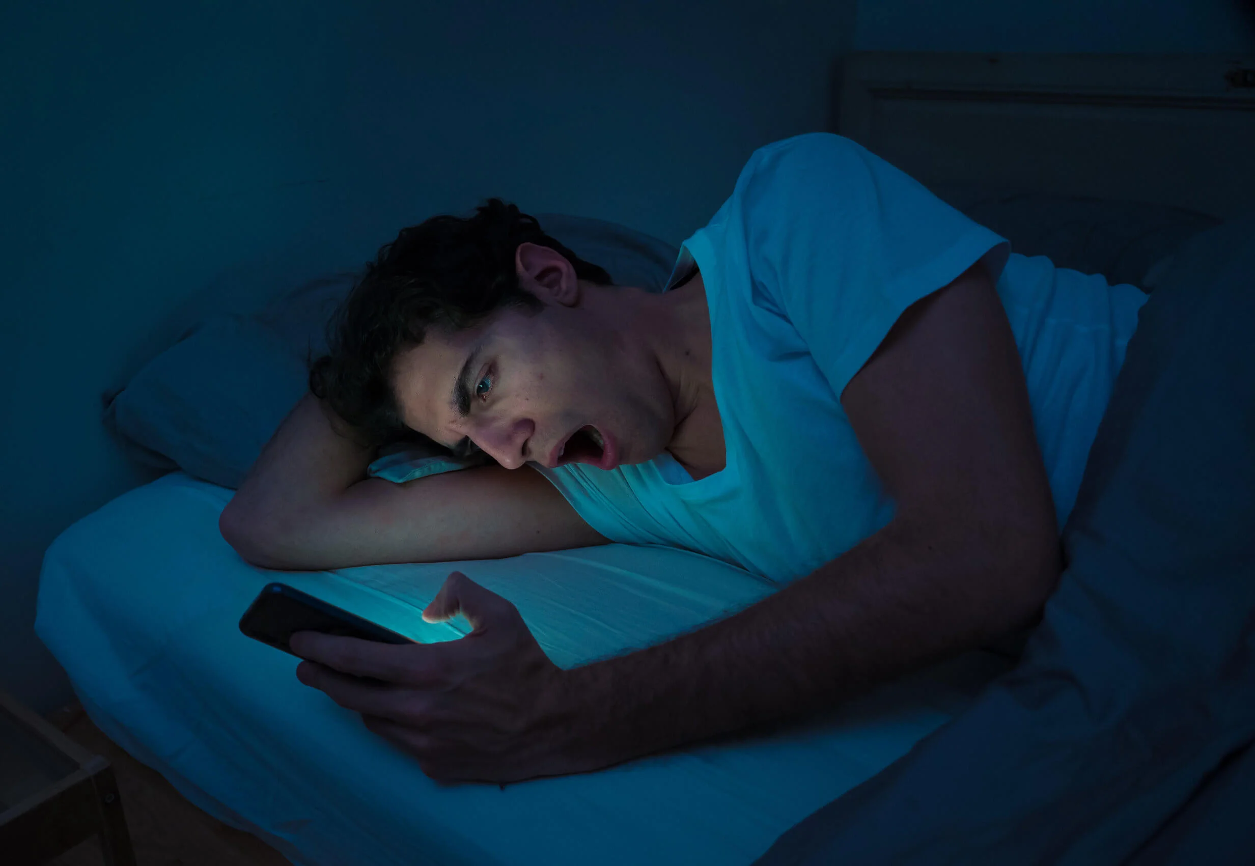 Cómo el Reverie Bedtime Procrastination afecta tu desempeño